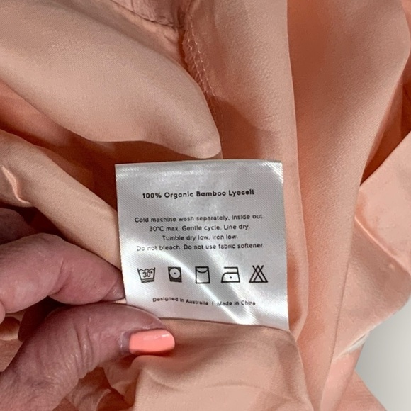 NWT | Ettitude | Signature Sateen Drawstring Shortie | Pink/White | Large - Picture 7 of 10